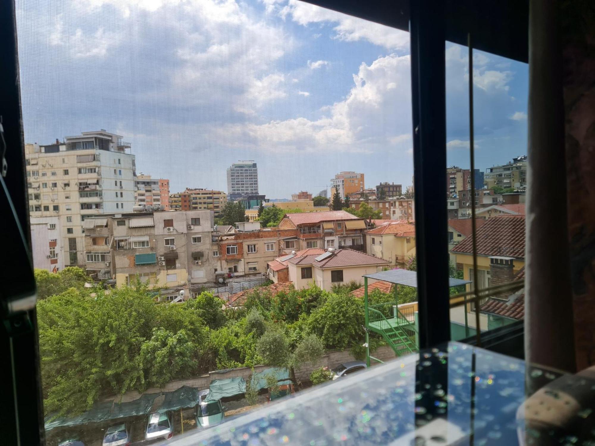 Hotel Studenti Tirana Buitenkant foto