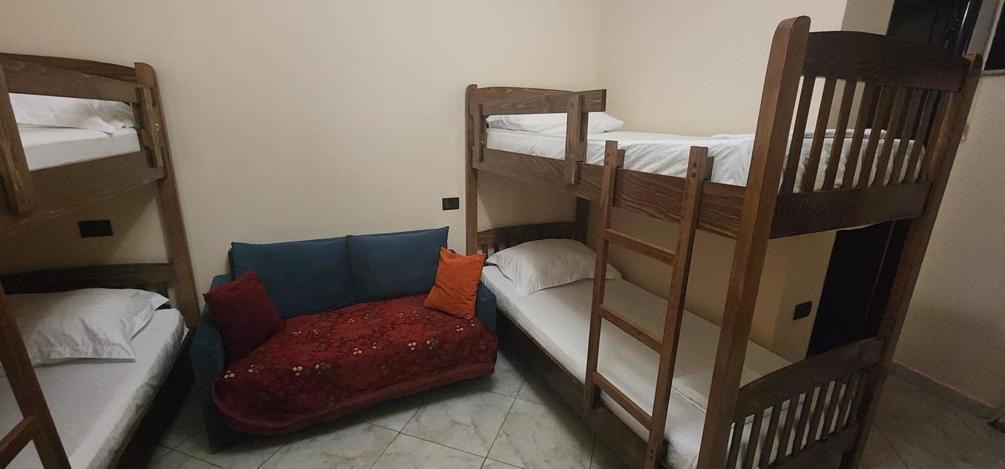 Hotel Studenti Tirana Buitenkant foto